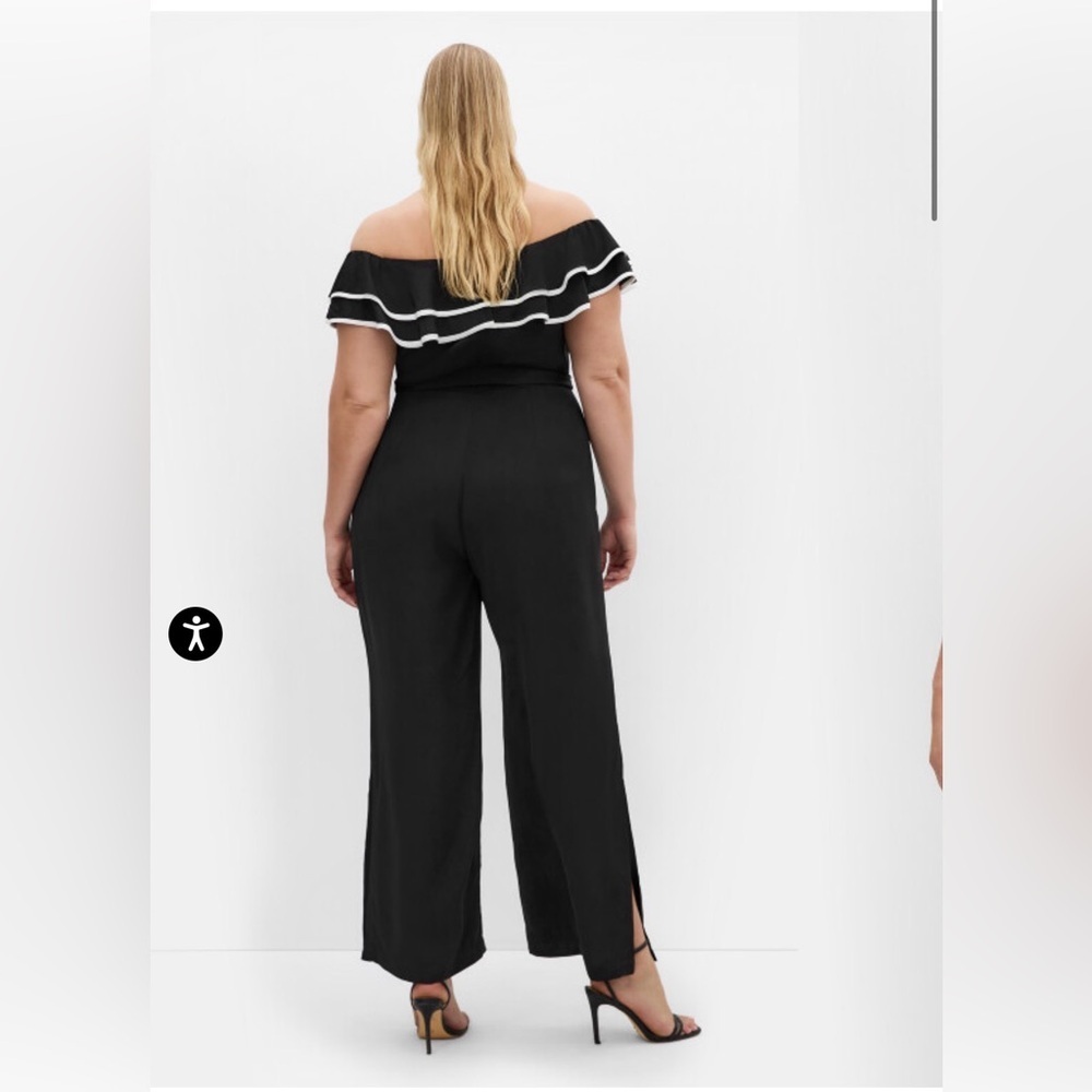 City Chic Demure Romper - Picture 3 of 10